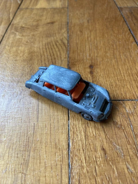 MAJORETTE - Rail Route - 215 - Rare - Citroen DS21 et Caravane