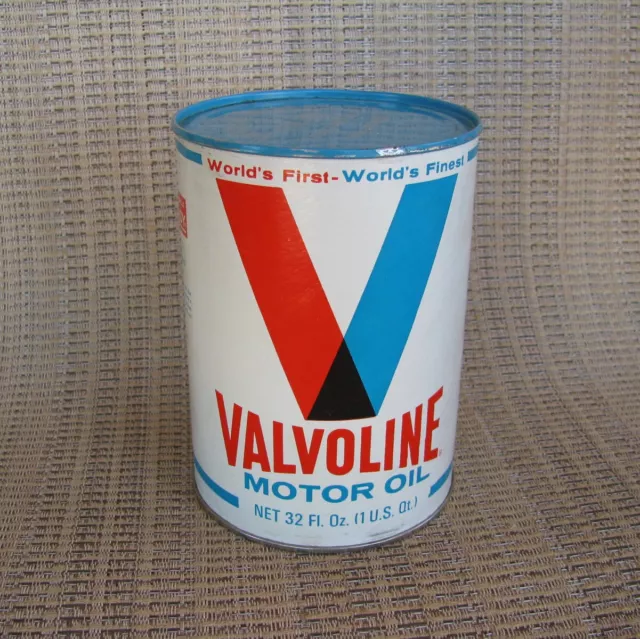 Vintage Valvoline SAE 30W Motor Oil Can, World's Finest, FULL, Great Condition!