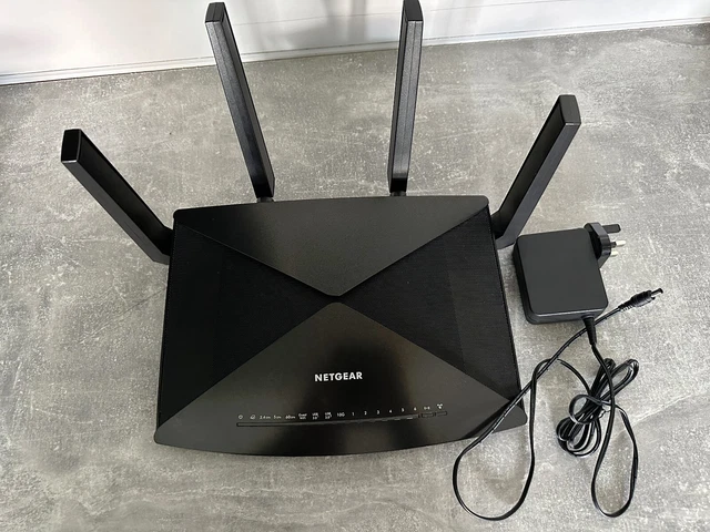 NETGEAR Nighthawk X10 (R9000) AD7200 router wireless intelligente 7 porte - nero