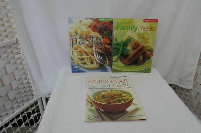 3 x Weight Watchers Cook Books, Pasta, Family Meals & Eat out at Home