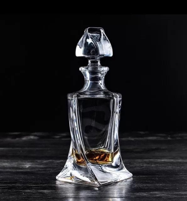 Euro Style Tornado Design Glass Whisky Decanter Bar Bottle Wine Carafe Pot 780ml