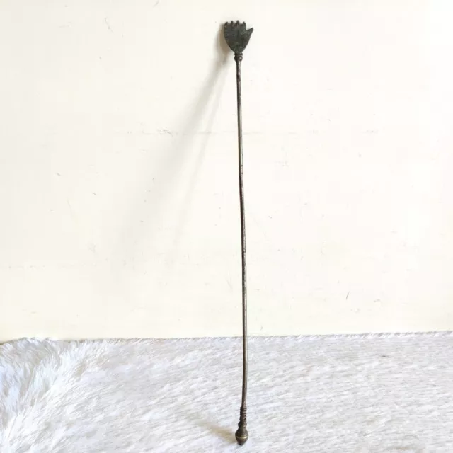 19c Vintage Primitive Handmade Brass Hand Iron StickBack Scratcher Original I352