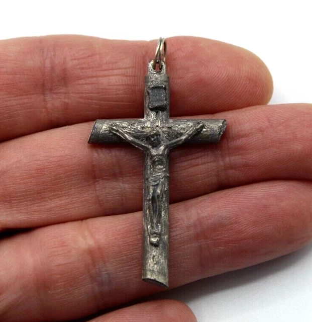 Crucifix Pendentif Ancien - Croix En Métal Argenté - France