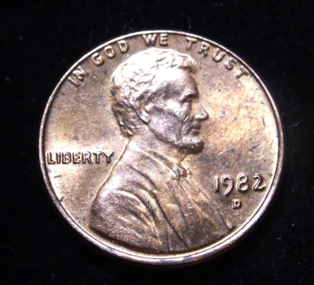 1982 D Lincoln Memorial Penny UNC Large Date