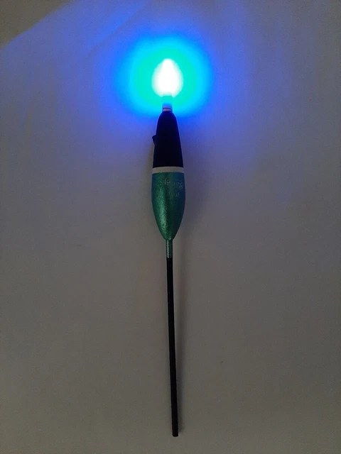 Luce LED Subacquea Per Pesca Notturna 12V 10W | Bianco Freddo 360° | 6m Cavo + Clip - 3