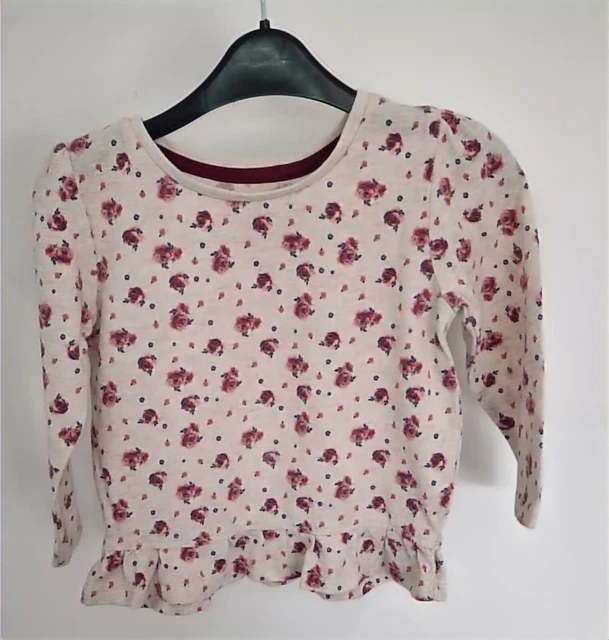 Pacchetto vestiti per bambine età 12-18 m. Usato. Buone condizioni. Leggings, jampers 4