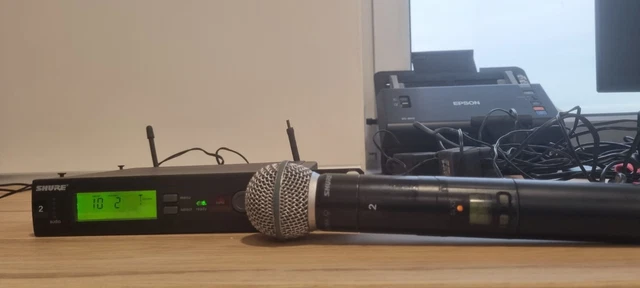 Shure SLX4 Funkstrecke mit Beta 58 Mikrofon Set2