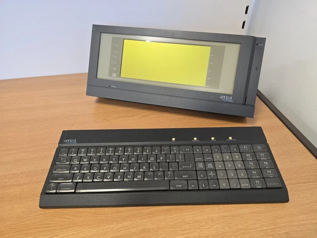 Vintage retro computer TOSHIBA T3100E in very good working