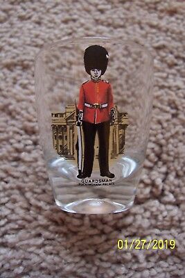 Buckingham Palace Guardsman Souvenir Shot Glass