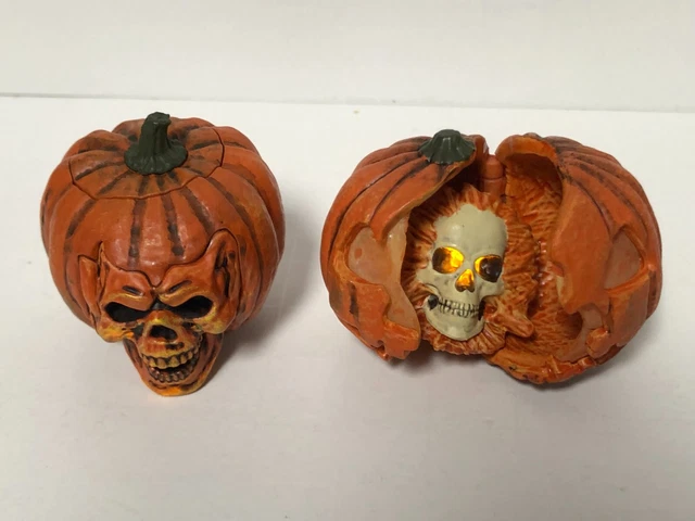 MEZCO ONE:12 MICHAEL MYERS HALLOWEEN 2 1981 ACTION FIGURE Halloween II PUMPKINS 2