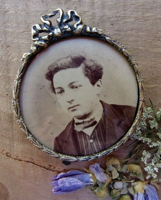 Sweet French Antique Miniature Medallion Picture Frame Louis Xv Style