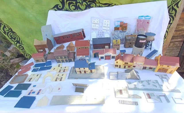 Maquette fleuriste montée - Modélisme