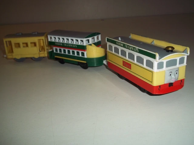 TRACKMASTER MOTORIZED ENGINE Flora The Tram £25.00 - PicClick UK