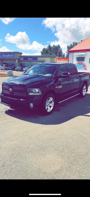 Ram: 1500 Sport