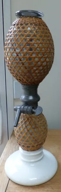 Ancien siphon gazogène BRIET avec cannage