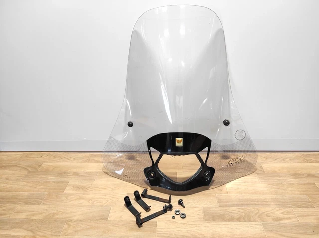 Kit Parabrezza Isotta Per Honda SH 125/150 2001-2004 - Completo Di Staffe, 710x545 Mm