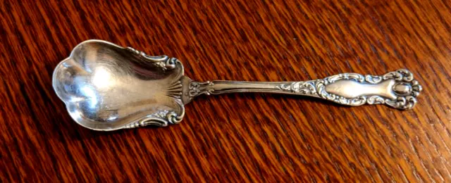 Antique Vintage 1901 Wm Rogers & Sons Aa - Silverplate Oxford Sugar Spoon