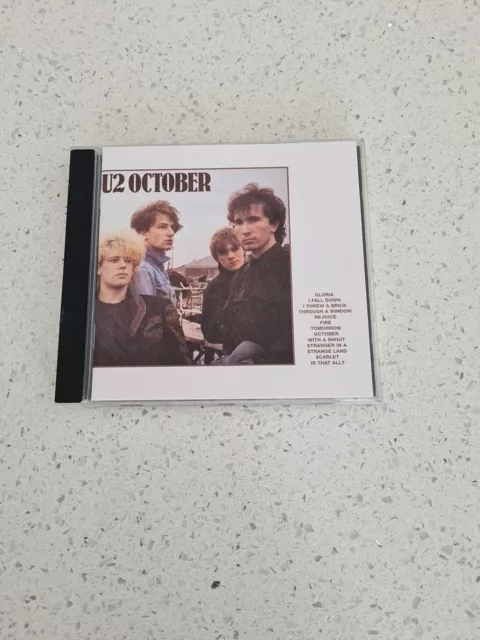 CD Album : U2 - October (1996)
