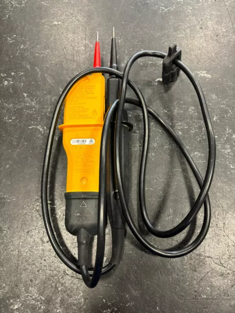 Fluke T110 Spannungs- und Durchgangsprüfer funktioniert 2