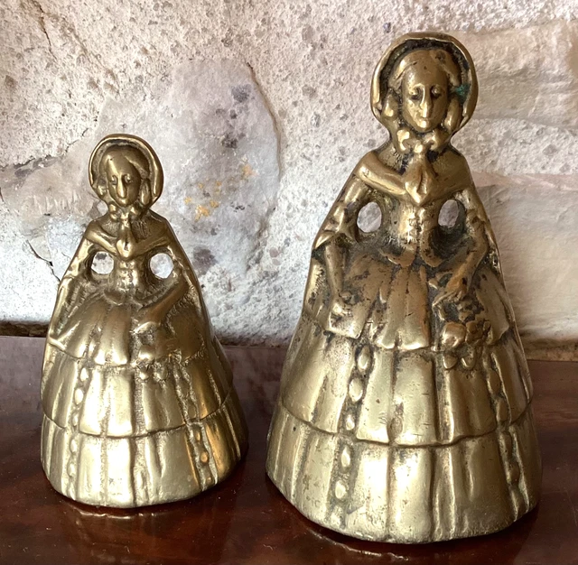 LOT DE 3 anciennes cloche en bronze 4.8/5.3/7 cm TBE EUR 10,00