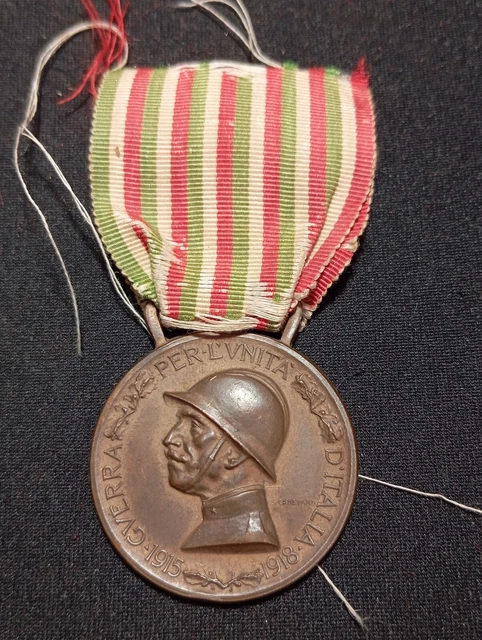 X15/03/25 (REF20093) MÉDAILLE militaire GRECQUE guerre 1939 1945 ww2