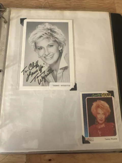 TAMMY WYNETTE HAND SIGNED AUTOGRAPHED PHOTO, SIGNED IN 1990s