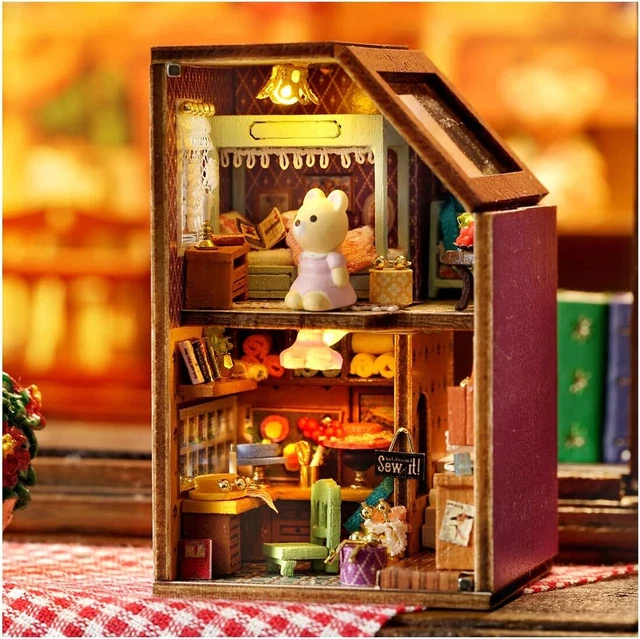 DIY DOLLS HOUSE Kit, CUTEROOM Miniature Dolls House Kit with Furniture