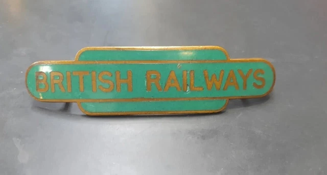 Vintage Brass SR Totem Cap Badge with Original Split Pin J R Gaunt London 35mm