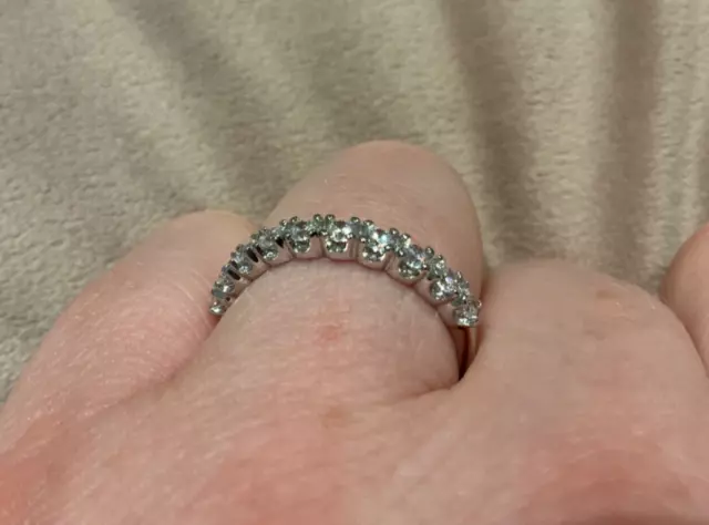 1.16 Karat Künstlicher Diamant Halb Ewigkeit Ring Platin Beschichtet 925 Größe R