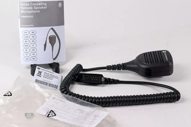 Motorola PMMN4039A PMMN4039 Noise Cancelling Speaker Mic w/ 3.5mm *New Motorola PMMN4039A PMMN4039 Noise Cancelling Speaker Mic w/ 3.5mm *New
