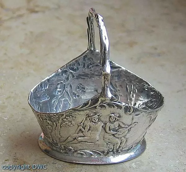 Korb Schale in 800 er Silber Miniatur Jugendstil Pärchen Motiv Szene Antik