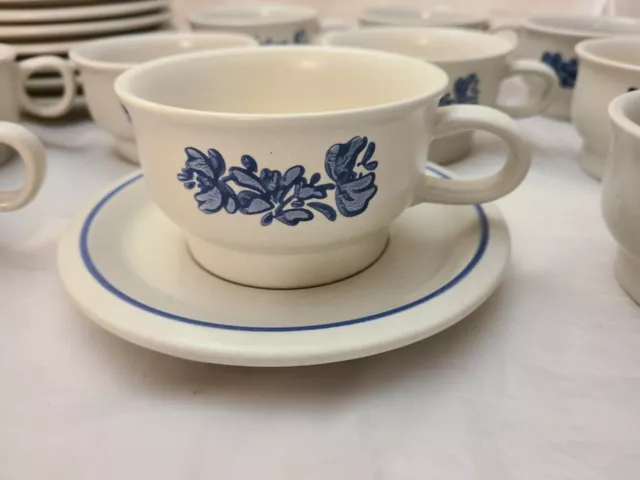 1 Set Pfaltzgraff Yorktowne Stoneware Tea Coffee Cup & Saucer Blue Floral 1Y USA