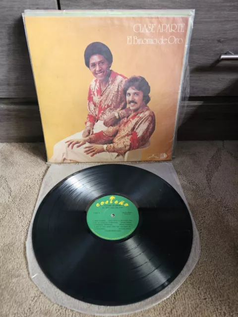 Binomio De Oro ‎Clase Aparte Vinyl LP Latin Codiscos Colombia Import - Strong VG