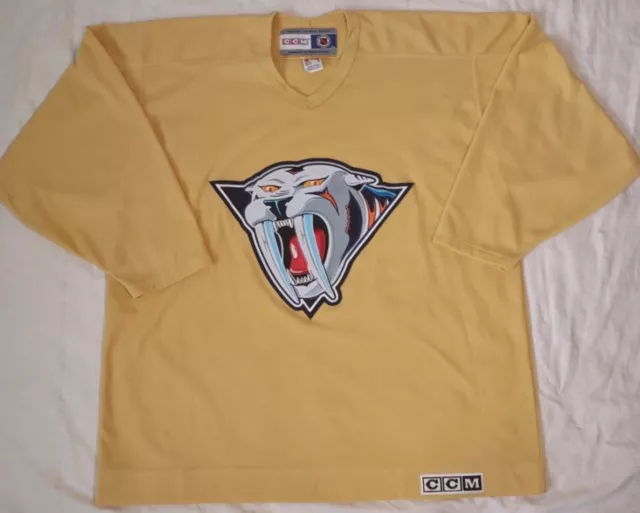 Vintage NHL CCM Hockey Jersey Nashville Predators Size Youth Boy L/XL Blue