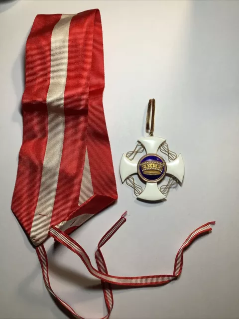 Italie - Commandeur Ordre de la couronne - Médaille militaire medal order