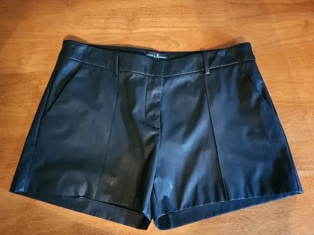Marciano Guess Size 10 GORGEOUS Leather Shorts NEVER WORN