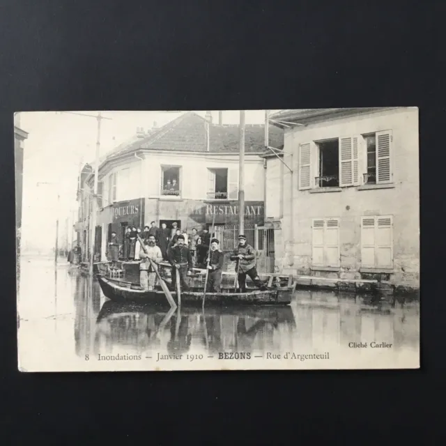 CPA Paris Floodation Rue D'Argenteuil Restaurant Shops Animated January 1910