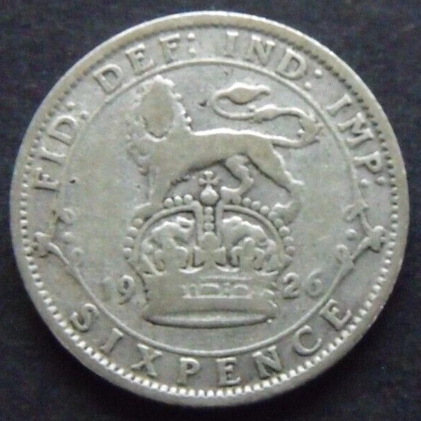 1926 GEORGE V SILVER SIXPENCE  ( 50% Silver )  British 6d Coin.   894
