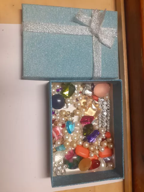 Lot Pierres+Perles+Brillants Diverses-Multicouleur. Idéal Réparation De Bijoux