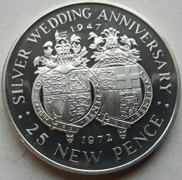 GIBRALTAR: 25 New Pence 1972, 25. Hochzeitstag von Elisabeth II., (C22), PP.