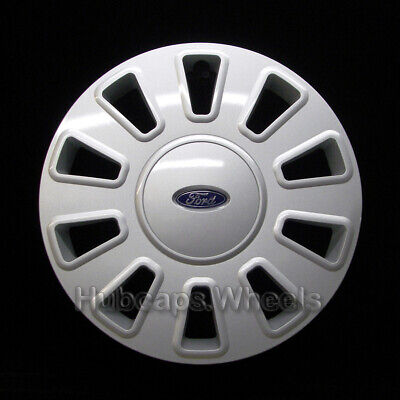 Ford Crown Victoria 2006-2011 Hubcap - Genuine Factory OEM Wheel Cover 7050