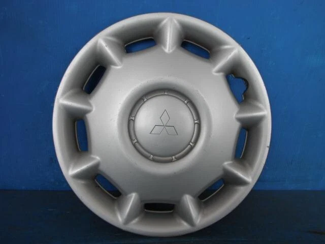 MITSUBISHI Town Box Wide 1999 GF-U66W Copriruota MR448379 [Usato] [PA02052061]