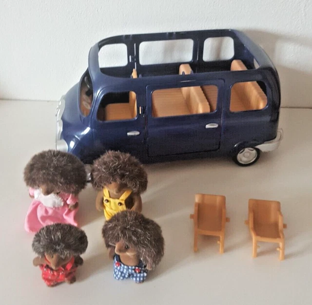 SYLVANIAN FAMILIES BLUEBELL Seven Seater car With Hedgehog Family