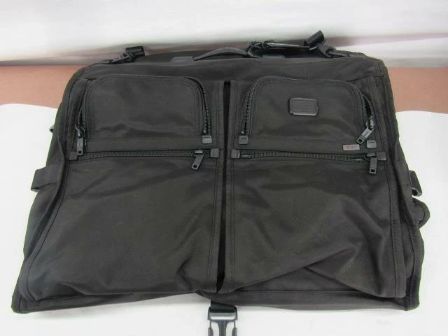 Tumi Alpha Classic 22134DH 18"x23.5"x5.5" Garment Bags - Black