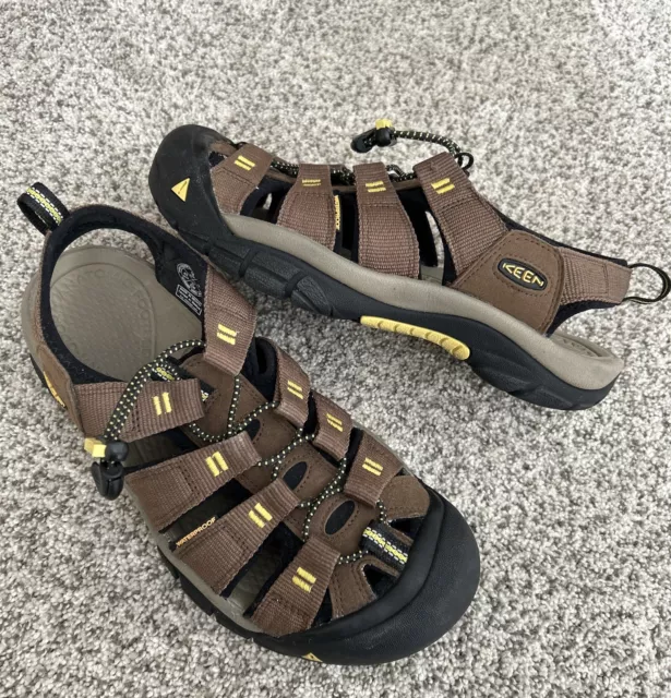 Keen Newport H2 Sandals Mens Sz 9 EU 42 Brown Waterproof Hiking Fisherman