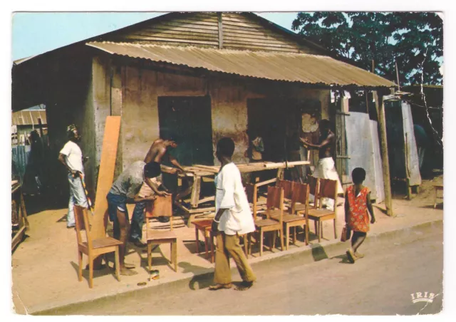 Cpsm Cameroun - Yaounde - Artisans - Fabrication De Chaises