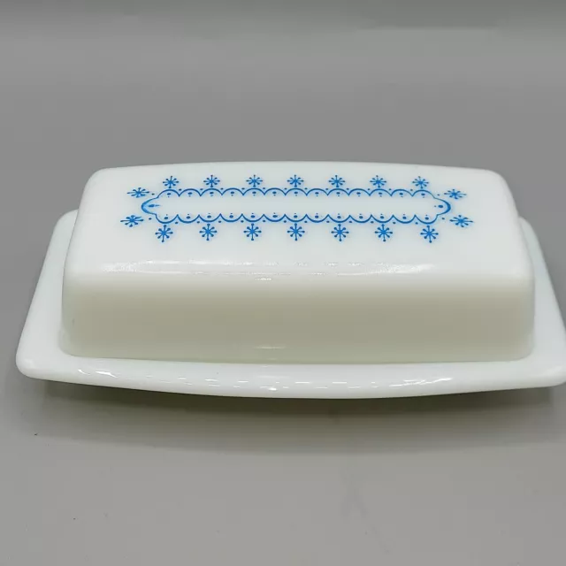 Vintage Pyrex Glass Butter Dish with Lid Snowflake Blue on White Garland