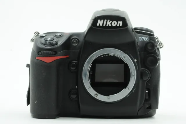 Nikon D700 12.1MP Digital SLR Camera Body [Parts/Repair] #532