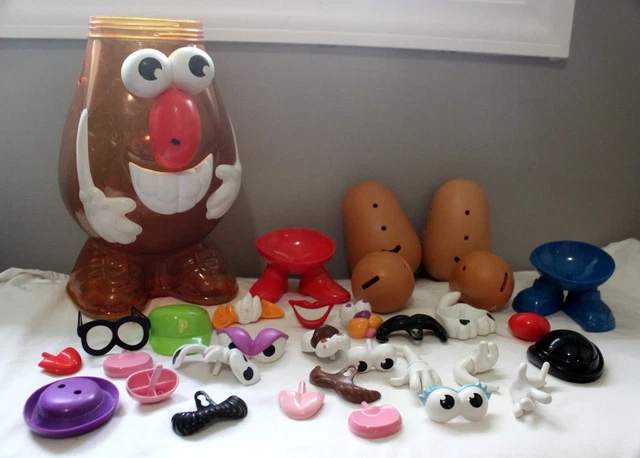 Mr Potato Head Super Spud & 4 Smaller Spuds With 27 Pieces Replacement Parts
