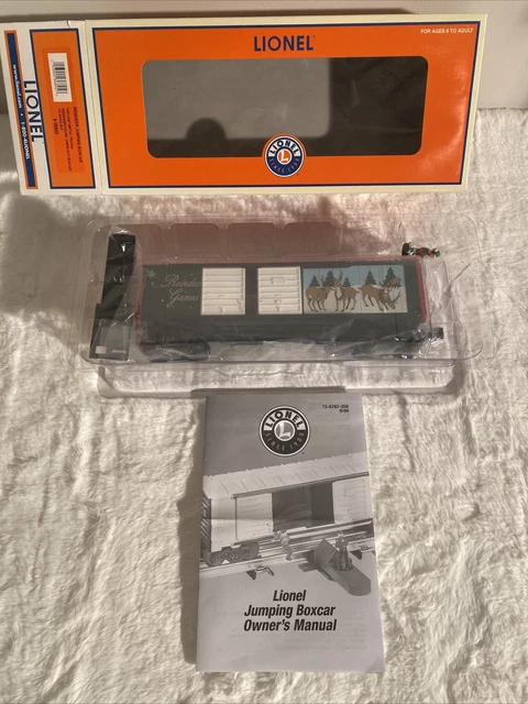 O Gauge 3-Rail Lionel 6-36805 Reindeer Jumping Double Door Box Car #36805